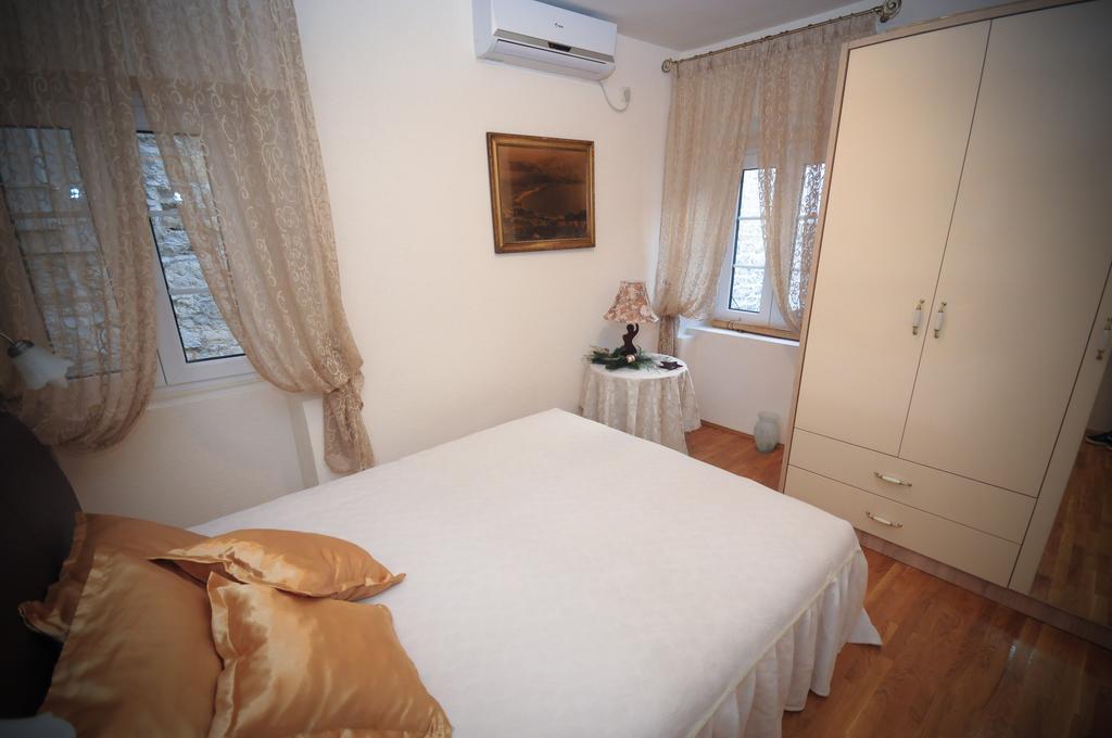 Sea Paradise Apartment بودفا الغرفة الصورة